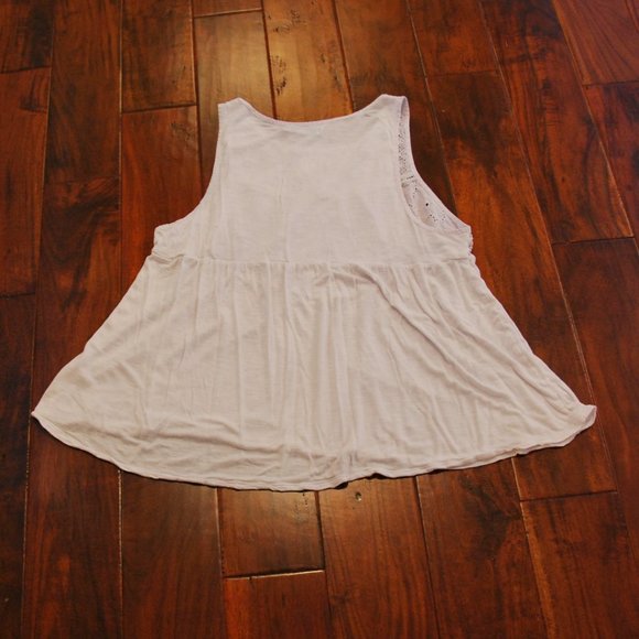 American Eagle Lace Top Tank - Picture 2 of 5